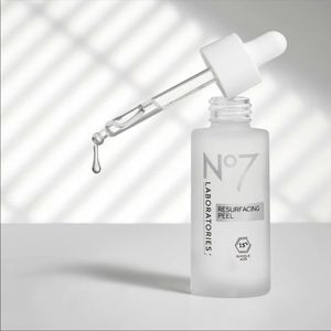 No7 LABORATORIES